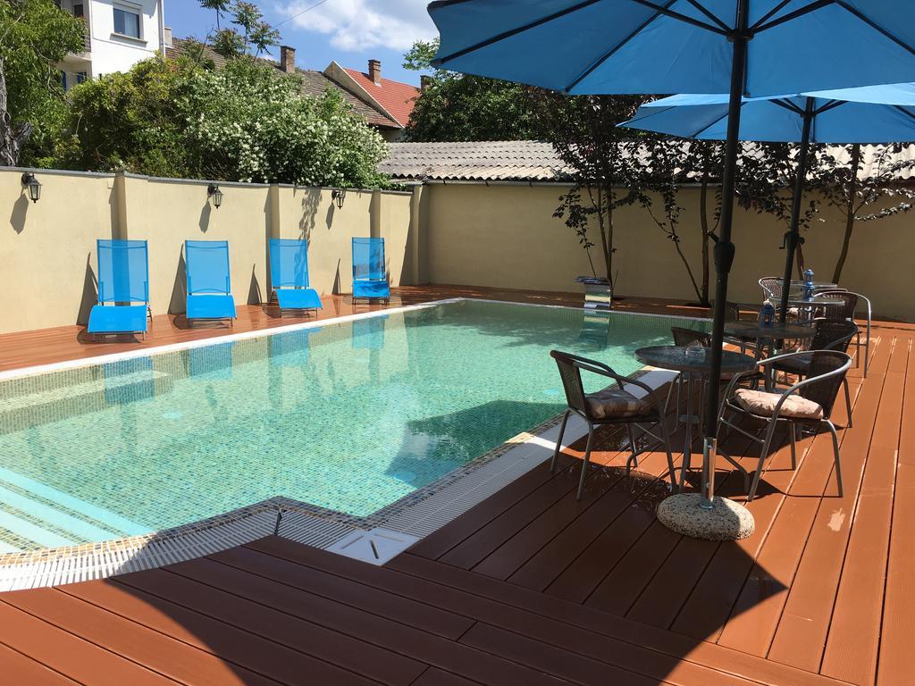 Mosoly Apartman Сегед Экстерьер фото