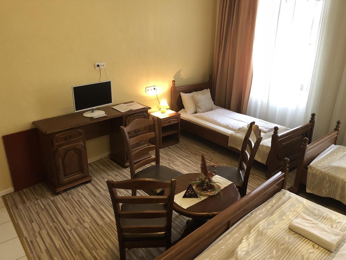 Mosoly Apartman Сегед Экстерьер фото