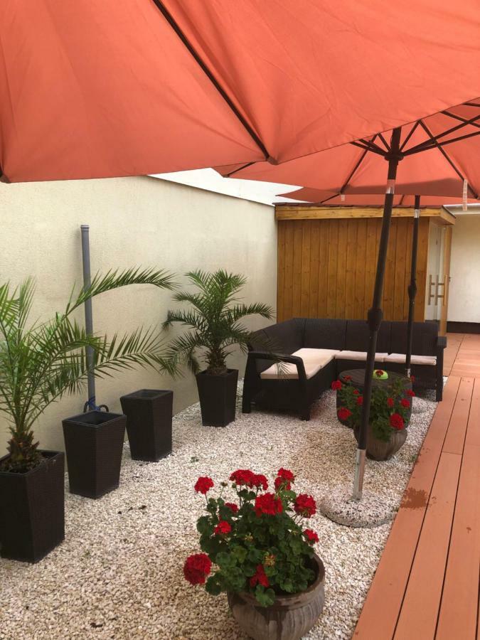 Mosoly Apartman Сегед Экстерьер фото